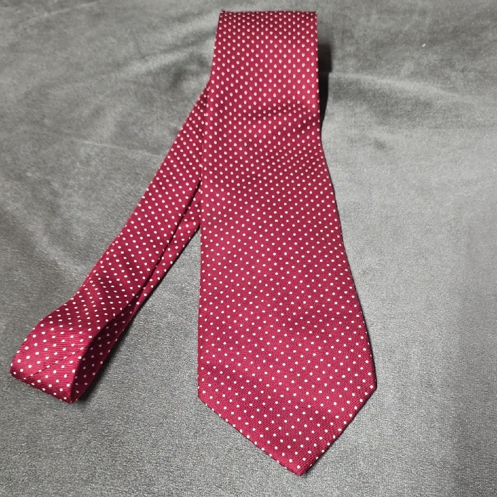 Classic Burgundy Polka Dot Tie